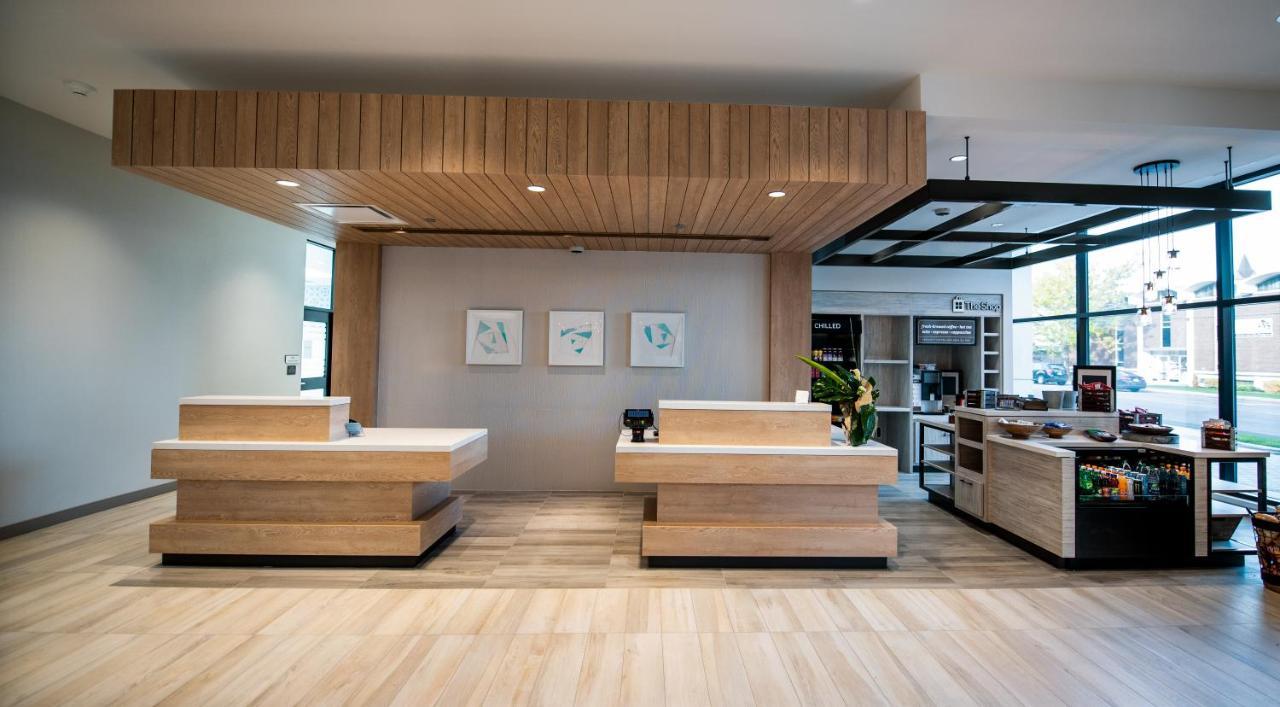 Hilton Garden Inn Moncton Downtown, Nb Экстерьер фото